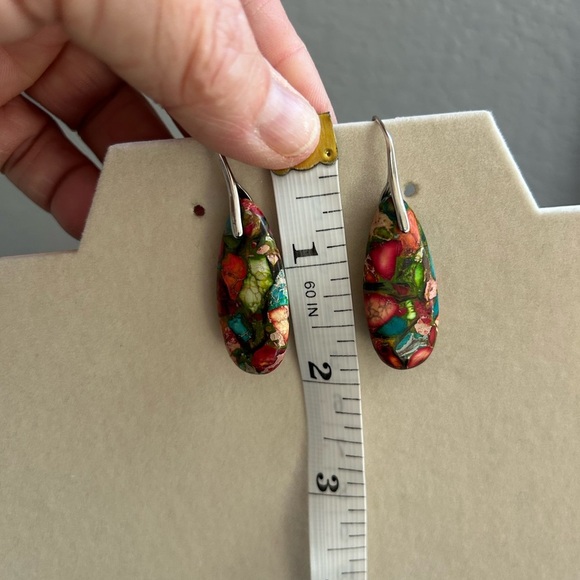Pretty multi colored earrings with silver color hooks. Goes with anything - Picture 4 of 4